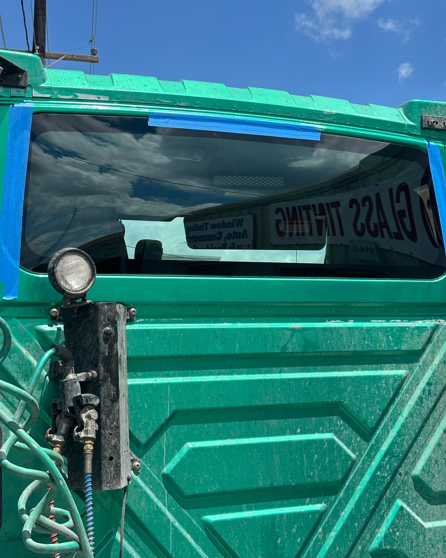 Semi-Trailer Truck